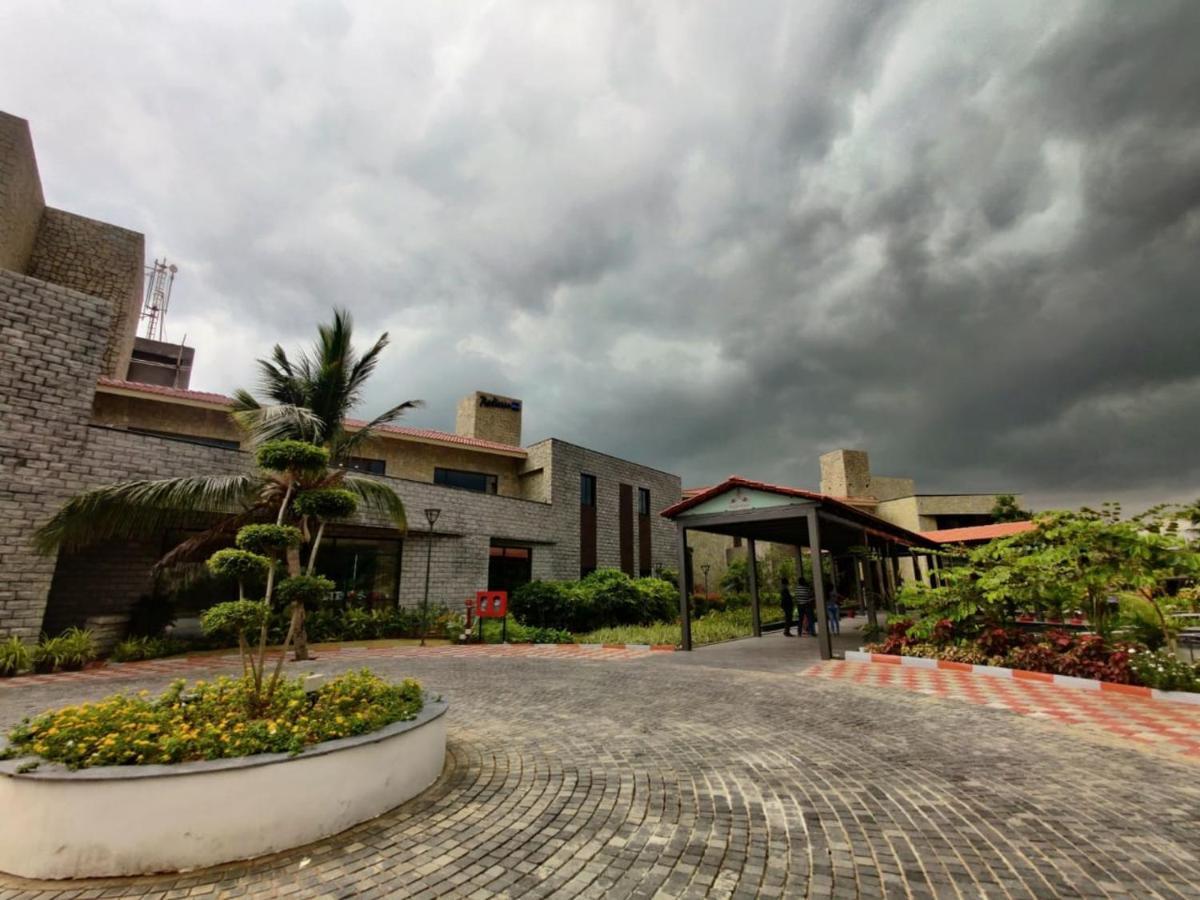 Radisson Blu Resort Visakhapatnam Exterior photo